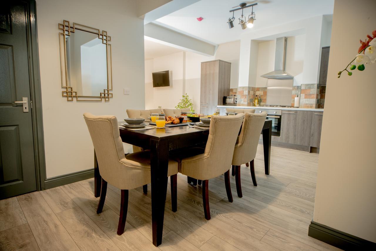 Barnston House - Heswall - Spacious Homely Holiday Home By Rework Accommodation Bagian luar foto